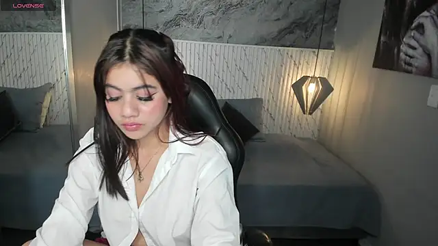 Julieth_brown_'s Live XXX Chat