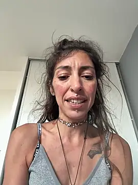 Chat XXX ao vivo de Amani_thewolf