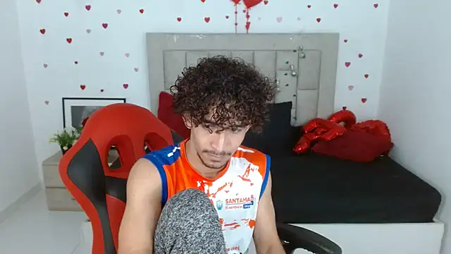 Chatroom XXX en direct de Caius_fox