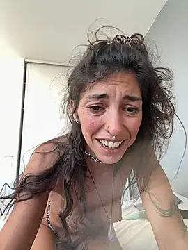 Amani_thewolf – Live XXX-chat