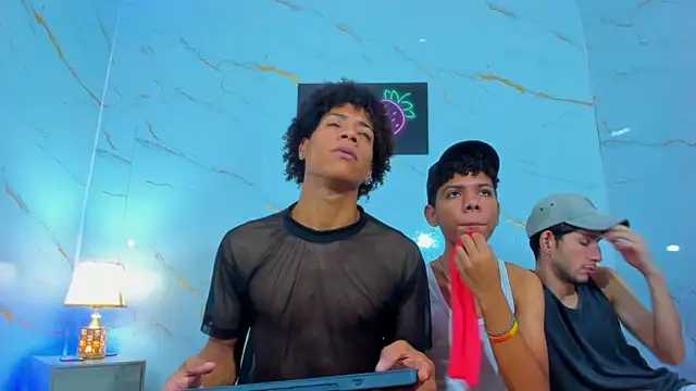 Spicy_guys webkamerás műsora