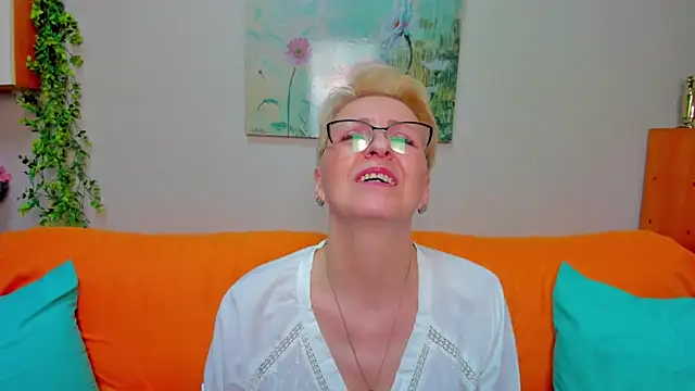 XXX chat uživo modela iamyourdream89