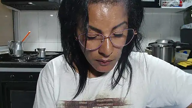 kateleyagrey Adlı Modelin Web Kamerası Şovu