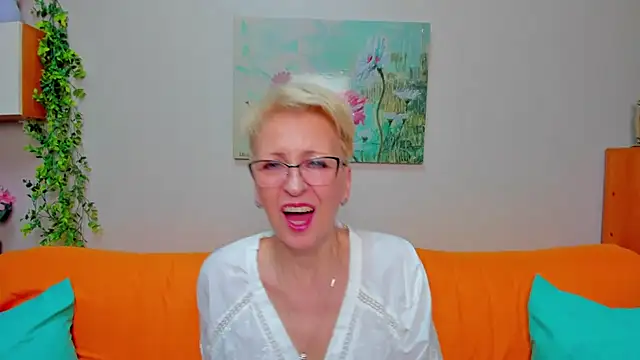 دردشة iamyourdream89 الجنسية المباشرة