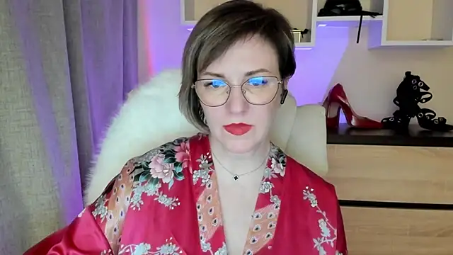 feliziaDesire 即時 XXX 聊天