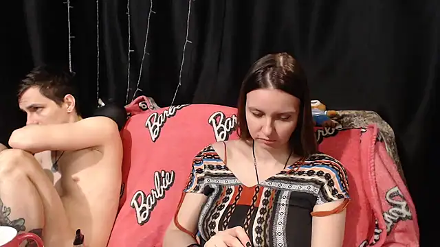 Milana69 即時 XXX 聊天