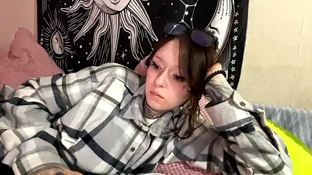 Chat +18 de Littleways ao vivo