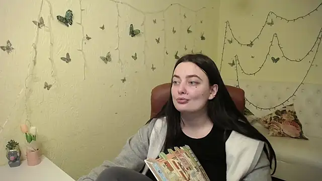 Chatroom XXX en direct de MilanaPrice