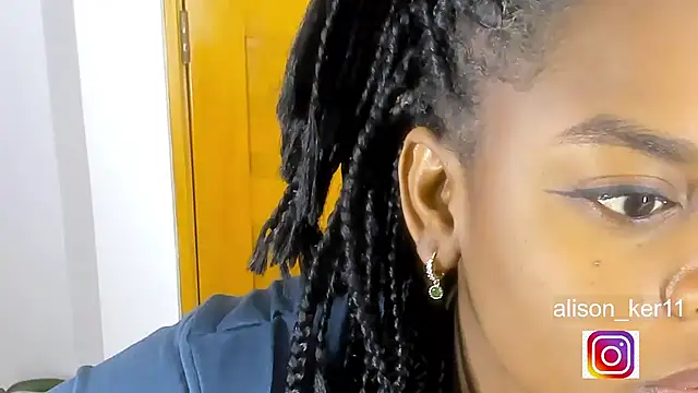 Chatroom XXX en direct de alison-ker3