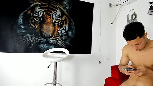 Pokazy przed kamerką – jaccob_wesly