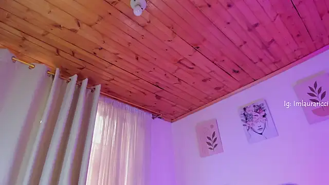 Chat XXX Live Lauraricci__