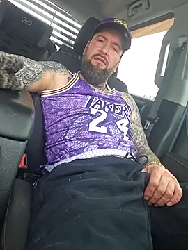 Beardedtattood webcam show