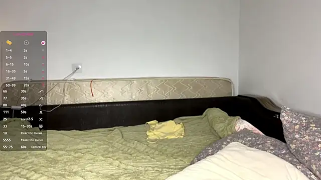 XXX chat uživo modela LoryMusetti