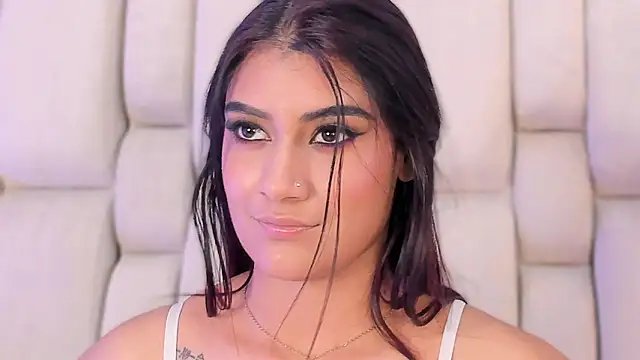 Chatroom XXX en direct de KatherineRuiz_