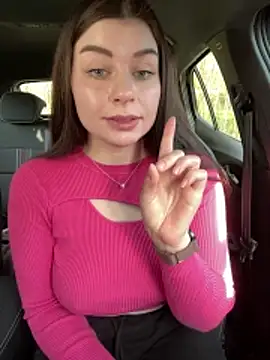 EllyNora 即時 XXX 聊天