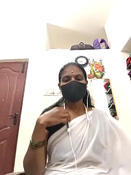 Tamil_Yalini12 Show Webcam