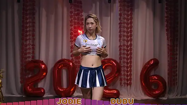 yznt-dudu Adlı Modelin Canlı XXX Sohbeti