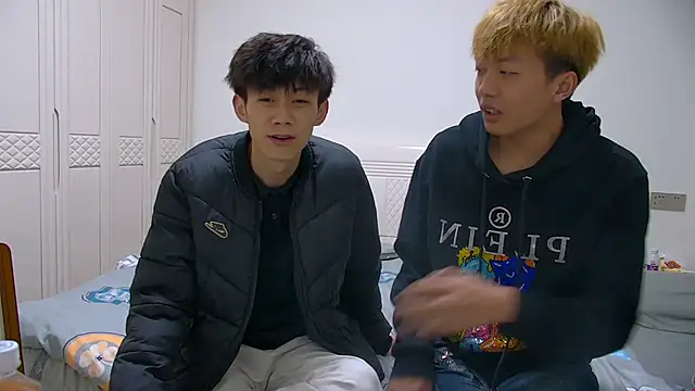 Webkamerová show paofu-001