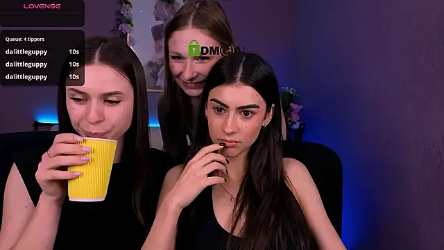 nekky_mouse's Live XXX Chat