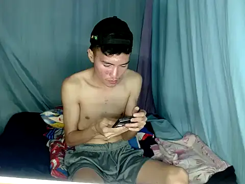 zailouie Show in webcam