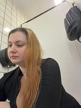 CandyShoopp Adlı Modelin Canlı XXX Sohbeti