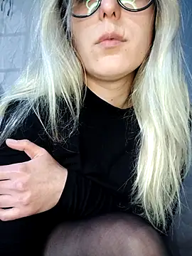 dolcehelena993 Live XXX Chat