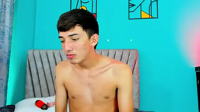 Maikol_Ortiz Live XXX-Chat