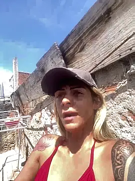 sabrinaneves 即時 XXX 聊天