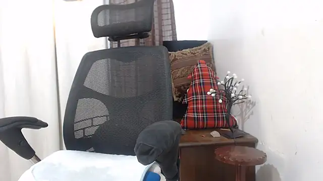 jenny_milf69's Webcam Show