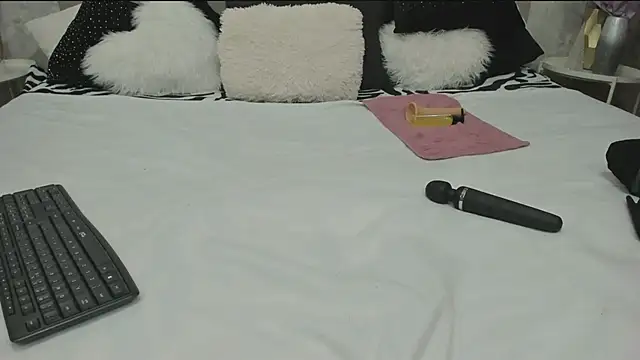 boobies4fun Live XXX Chat