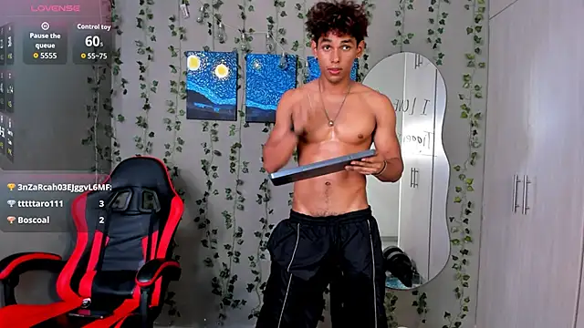 LiamVibes212のウェ ブカメラショー