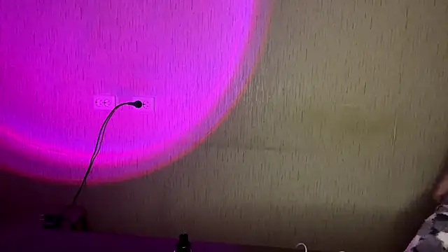 Chat +18 de PlumbBump ao vivo