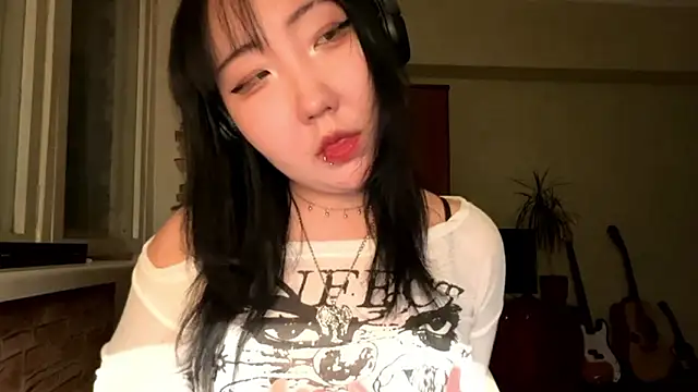 Yunananaa Live XXX-chat