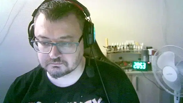 SirAbuser 即時 XXX 聊天