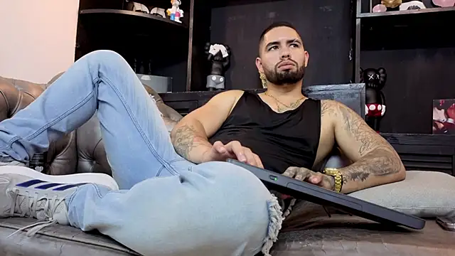 matteosantos Live XXX-Chat