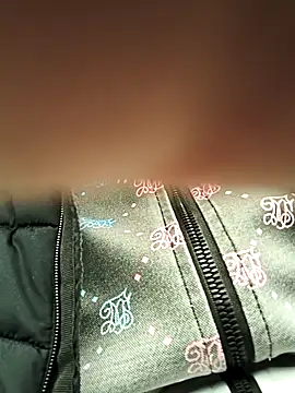 Dini50d 라이브 XXX 채팅