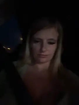 Chatroom XXX en direct de Betsy