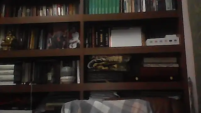 LinaClousのライブXXXチャット