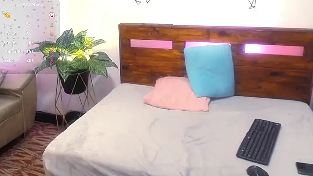 Yeseniaa25_n Live XXX chat