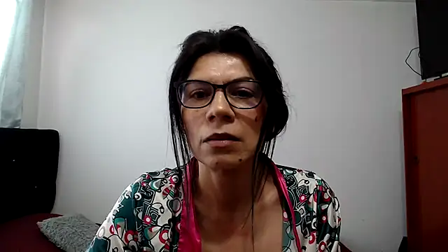 دردشة abrilsex23 الجنسية المباشرة