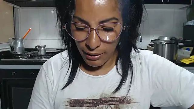 دردشة kateleyagrey الجنسية المباشرة