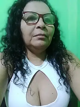 Amarantha25のライブXXXチャット