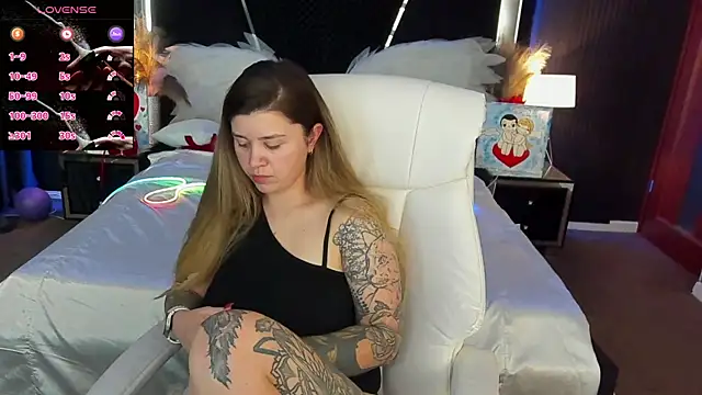 AmellyMilly Adlı Modelin Canlı XXX Sohbeti