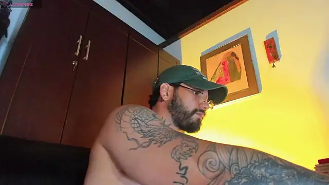 Pertunjukan Kamera Web CamiloGray_