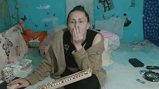 brighteyes77 Live XXX-chat