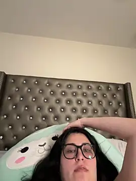 NadiaLyla – webcam-show