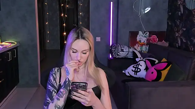 Chatroom XXX en direct de Blckmirrorr