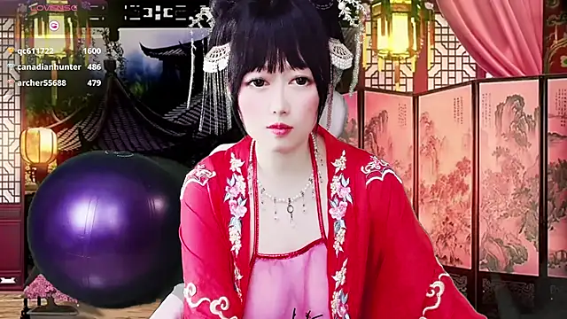 Chatroom XXX en direct de LuckyCute-Tutu