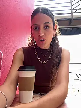 alana15's Live XXX Chat