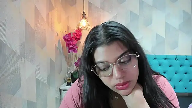 دردشة LindaBreeS الجنسية المباشرة